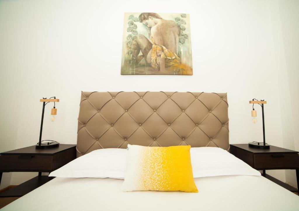 Guesthouse Smart Βουκουρέστι Εξωτερικό φωτογραφία