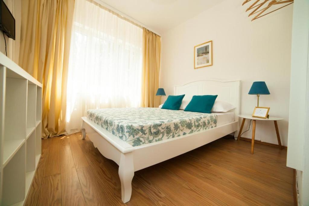 Guesthouse Smart Βουκουρέστι Εξωτερικό φωτογραφία