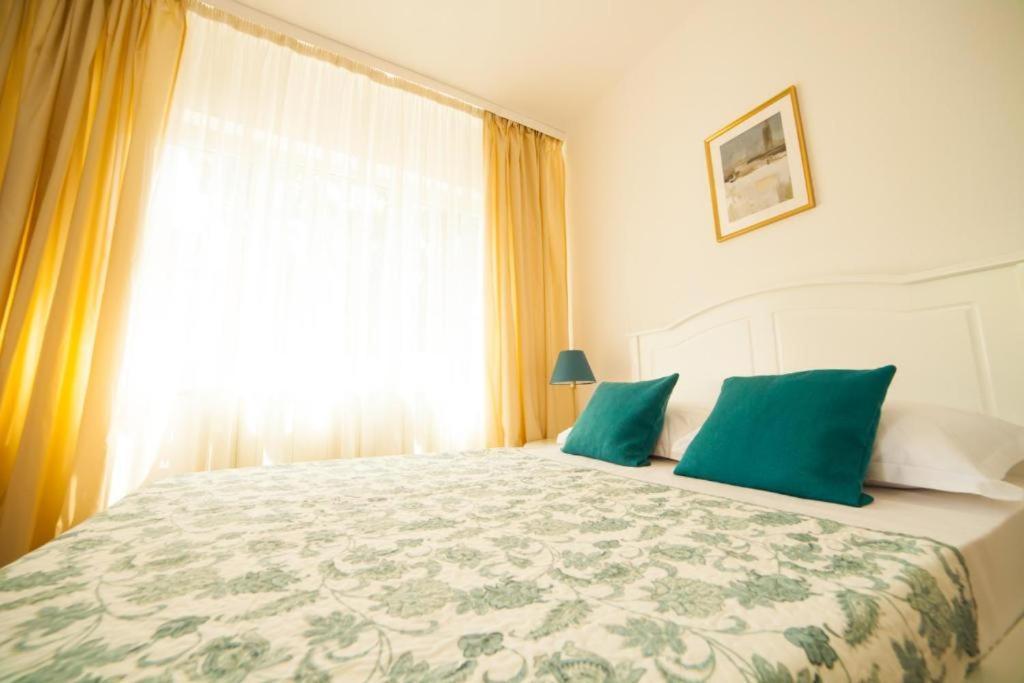 Guesthouse Smart Βουκουρέστι Εξωτερικό φωτογραφία